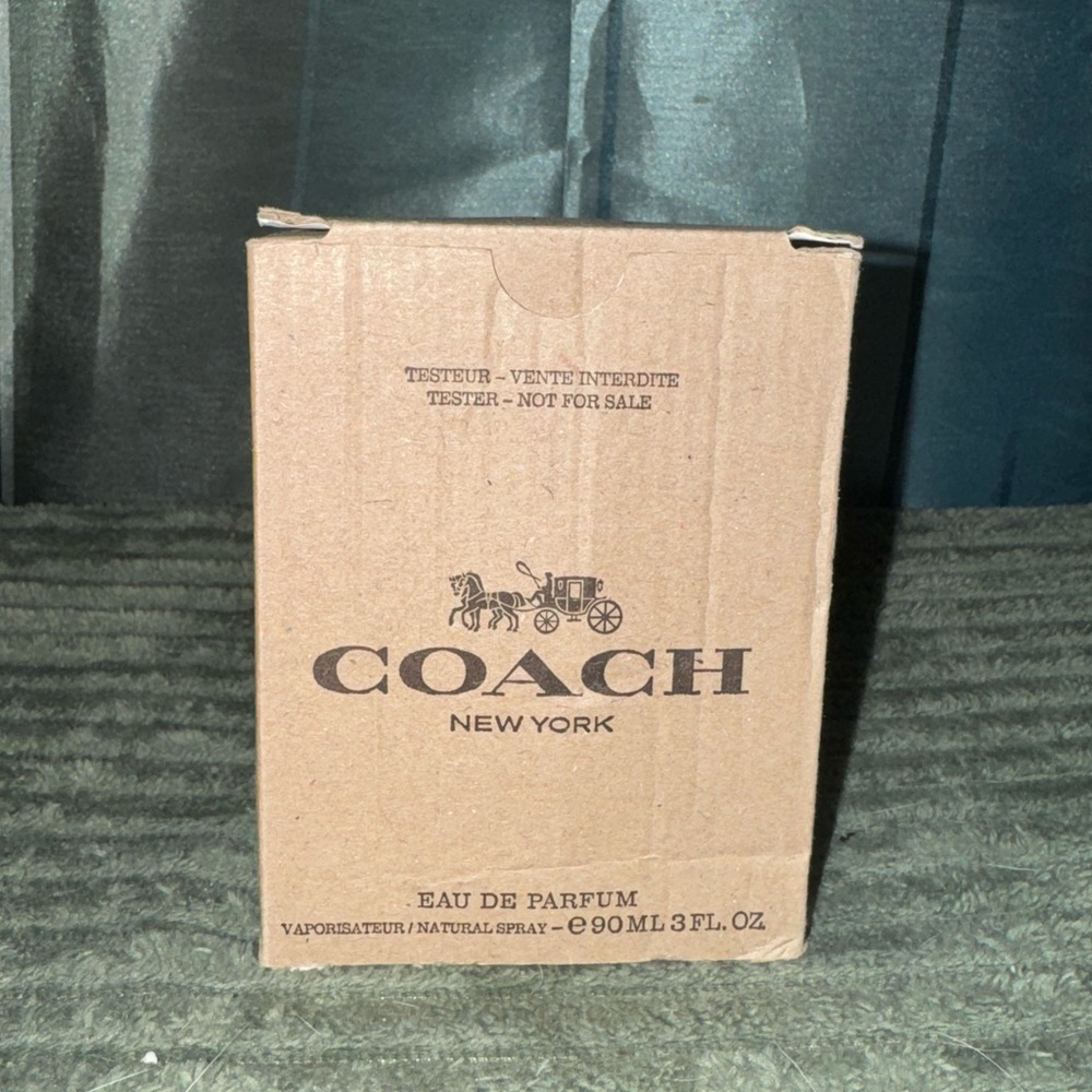 Coach New York Eau de Parfum Box 3 FL OZ - Picture 2 of 2